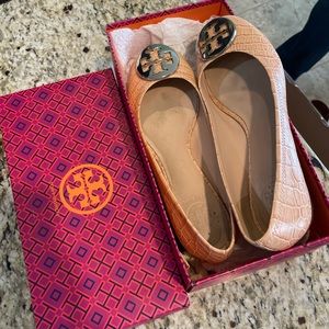 Tory Burch 7.5 shoe